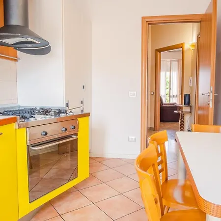Apartment Garibaldi - Italian Homing Desenzano del Garda