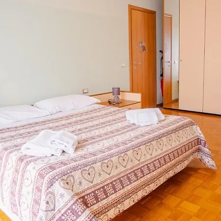 Apartment Garibaldi - Italian Homing Desenzano del Garda